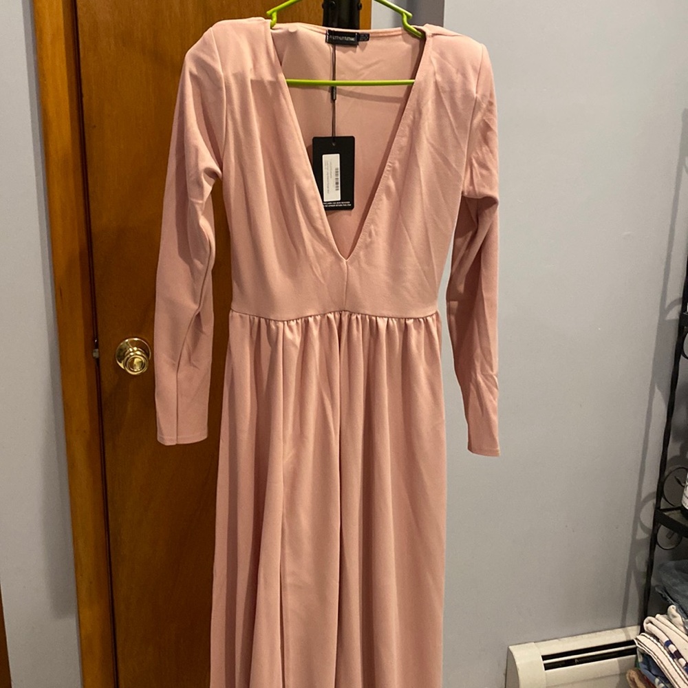 Pretty Little Thing Dusty Pink long sleeve plunge maxi Size 12